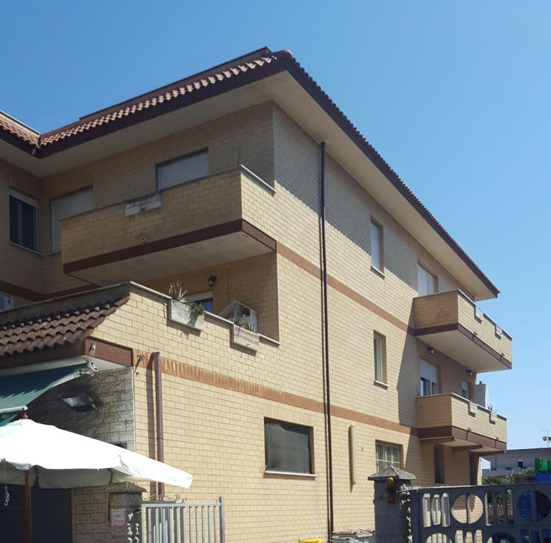 Casa Vacanze Giramondo Ф'юмічіно Екстер'єр фото